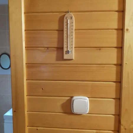 Сasa de vacaciones Komposesorátny Dom Kalameny