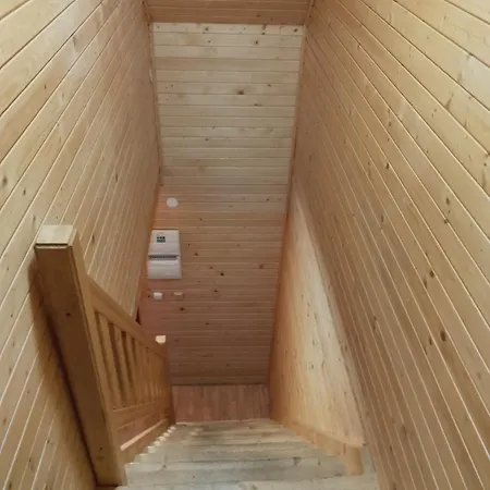 Dovolenkový dom Komposesoratny Dom